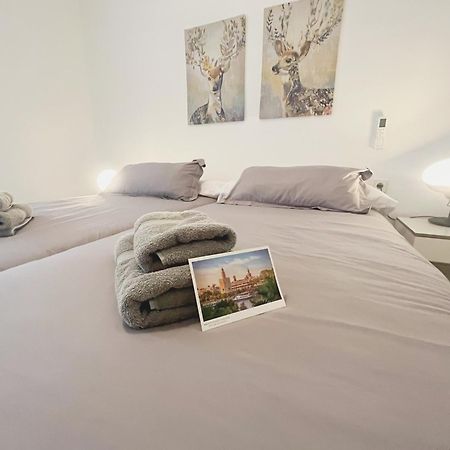 Center Veronica Confort 세비야 외부 사진